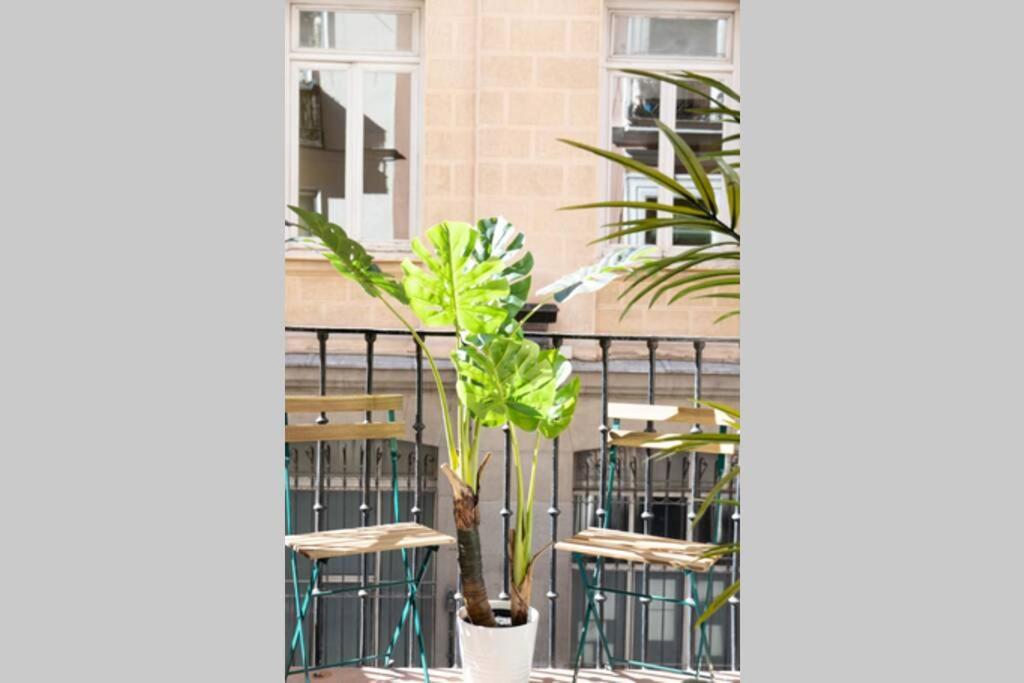 Luxury Apartment Puerta Del Sol City Center Gran Via With Ac Madri Exterior foto